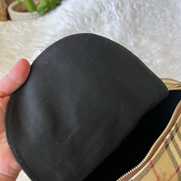 EUC Burberry Haymarket Check Boston - Picture 13 of 16